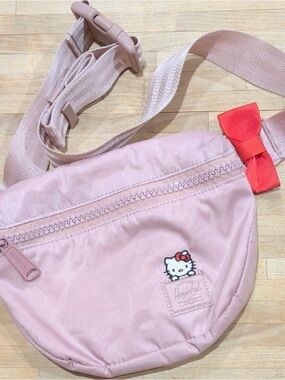 RARE Herschel x Hello Kitty Fifteen Belt Bag Pink - Like New!